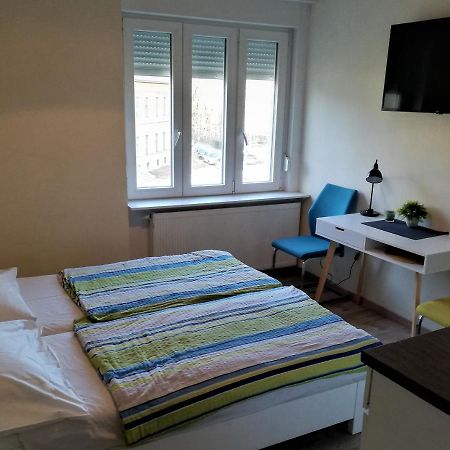 Angela Studio Apartments Загреб Экстерьер фото