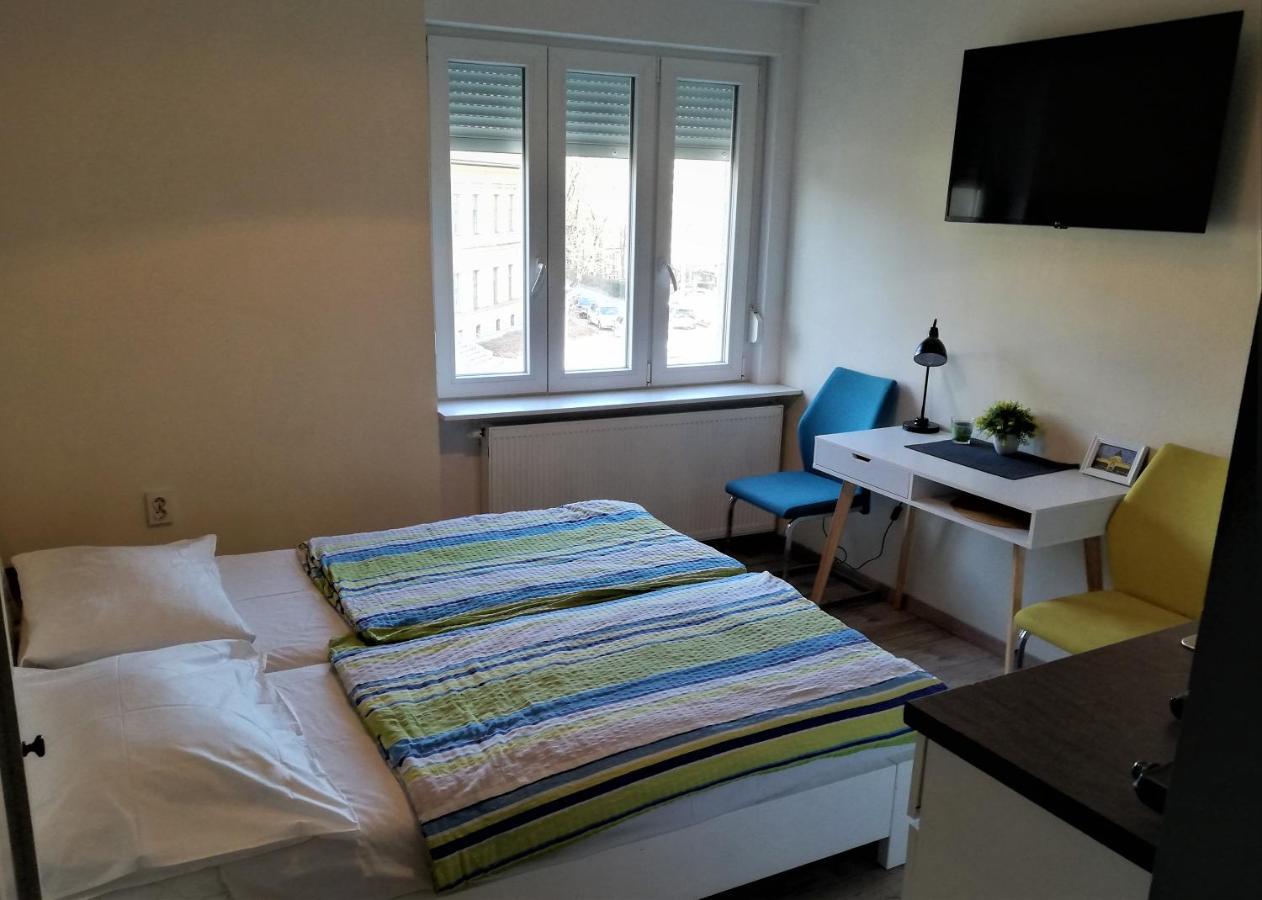 Angela Studio Apartments Загреб Экстерьер фото
